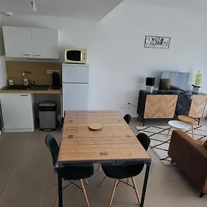  Appartement Avec Balcon/terrasse